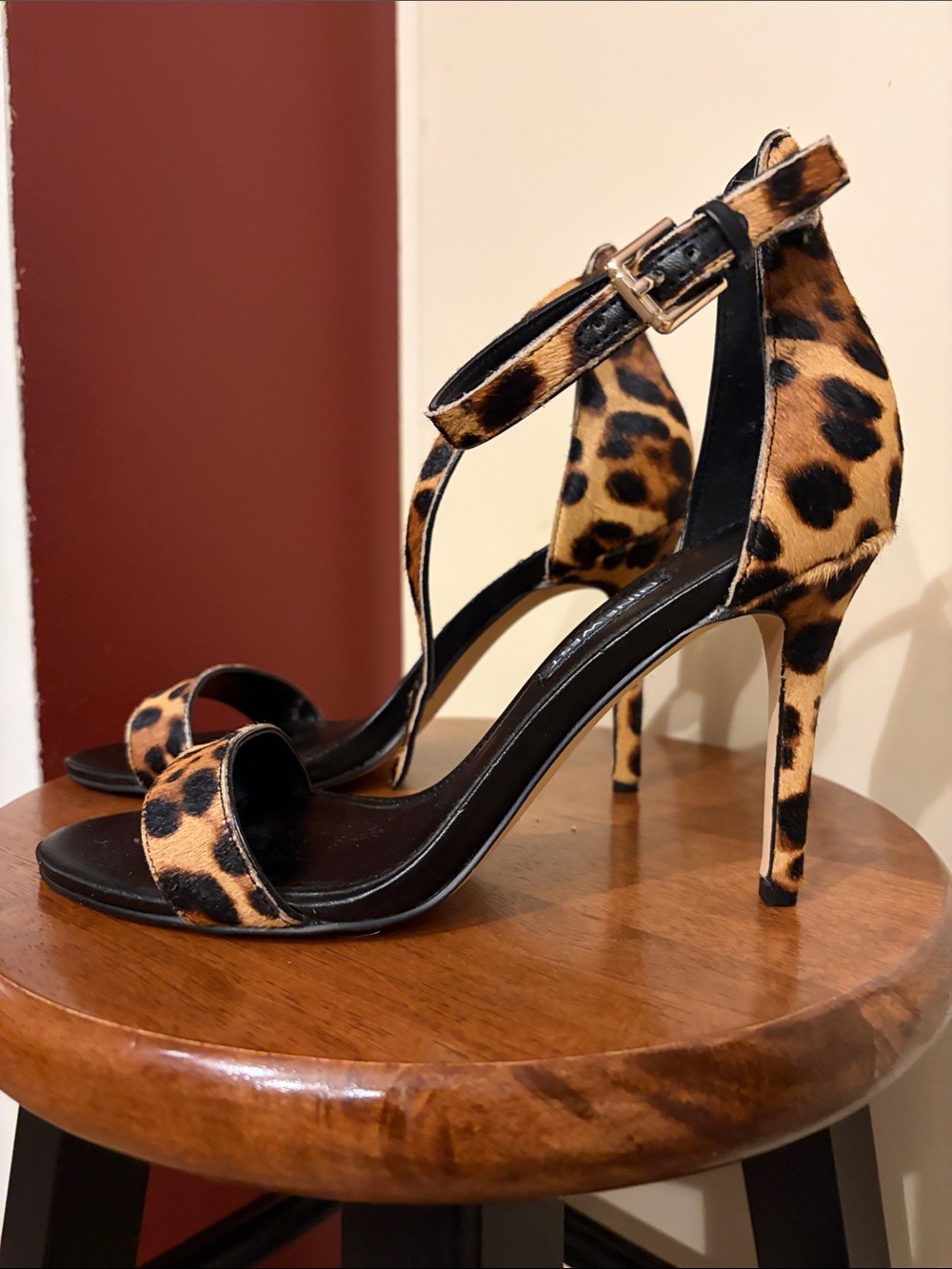Women’s Nine West Ankle Strap Sandal, size 7.5